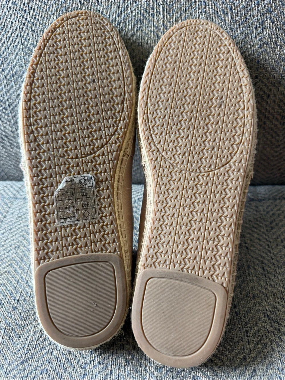 Michael Kors Kendrick Slip On colorblock leather Espadrille Oyster flats 6.5